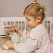Let's start the week with a delicious espresso 🥰☕.⁣
With this Espresso machine, your child will feel like a real Barista!⁣
⁣
⁣
⁣
⁣
⁣⁣
#Labellabel #pretendplay #woodentoys #toycoffeemachine #woodentoysforkids #woodencoffeemachine